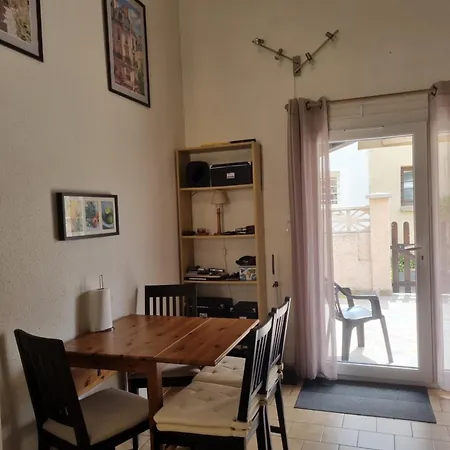 度假居 Maison De Au Coeur De *